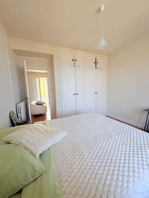 Bastia centre f3 traversant avec ascenseur et vue mer - photo 8