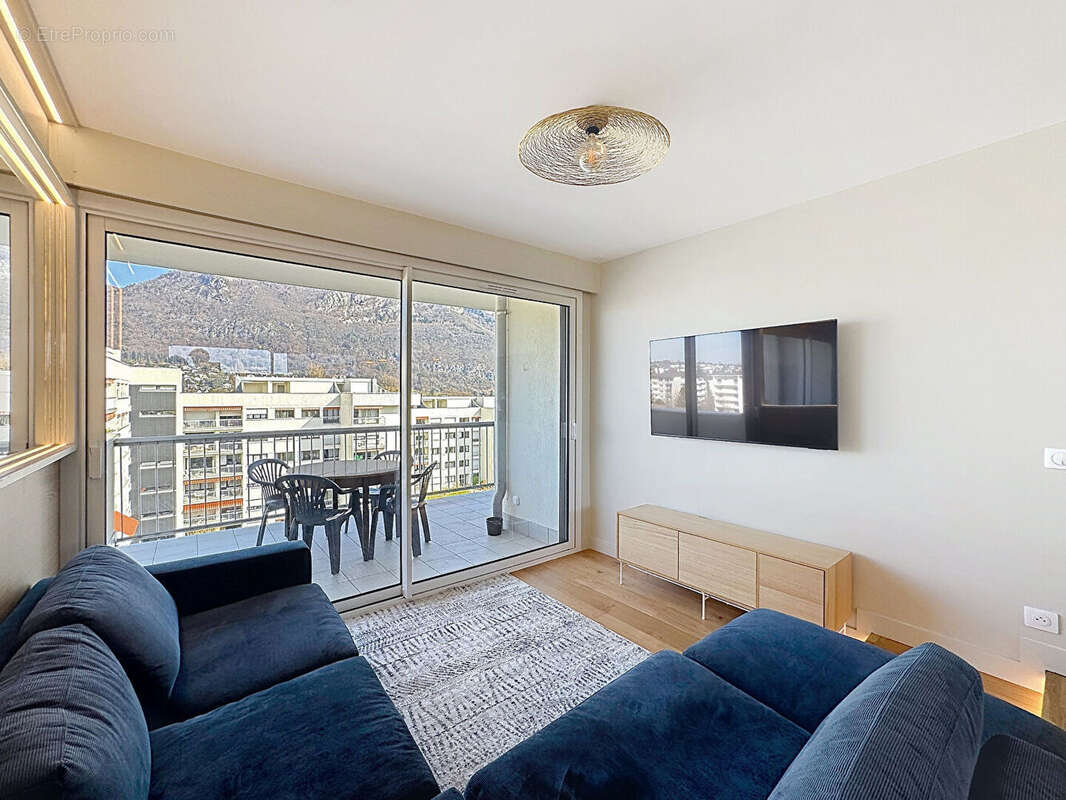 Appartement à ANNECY-LE-VIEUX