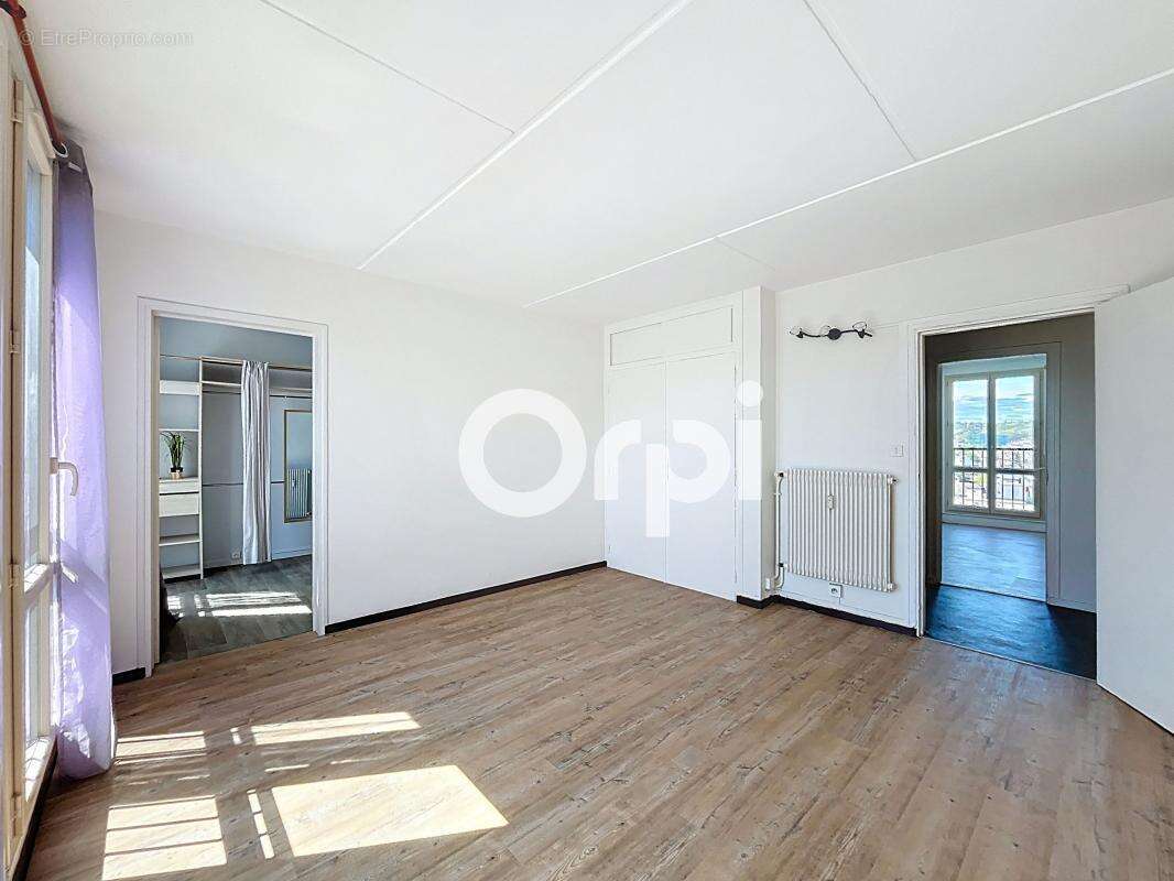 Appartement à BRIVE-LA-GAILLARDE