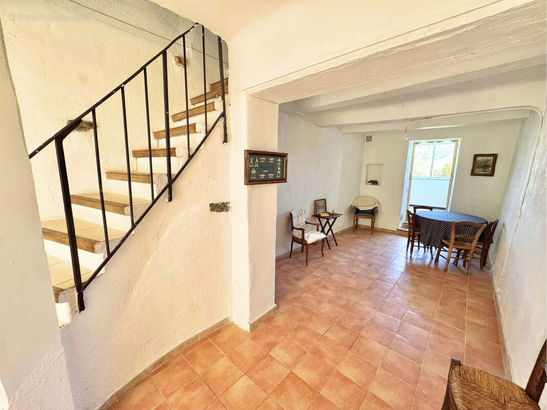 Maison à SIX-FOURS-LES-PLAGES