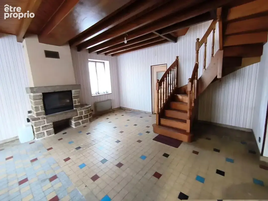 Maison 97 m² à Saint-Fraimbault  - photo 3
