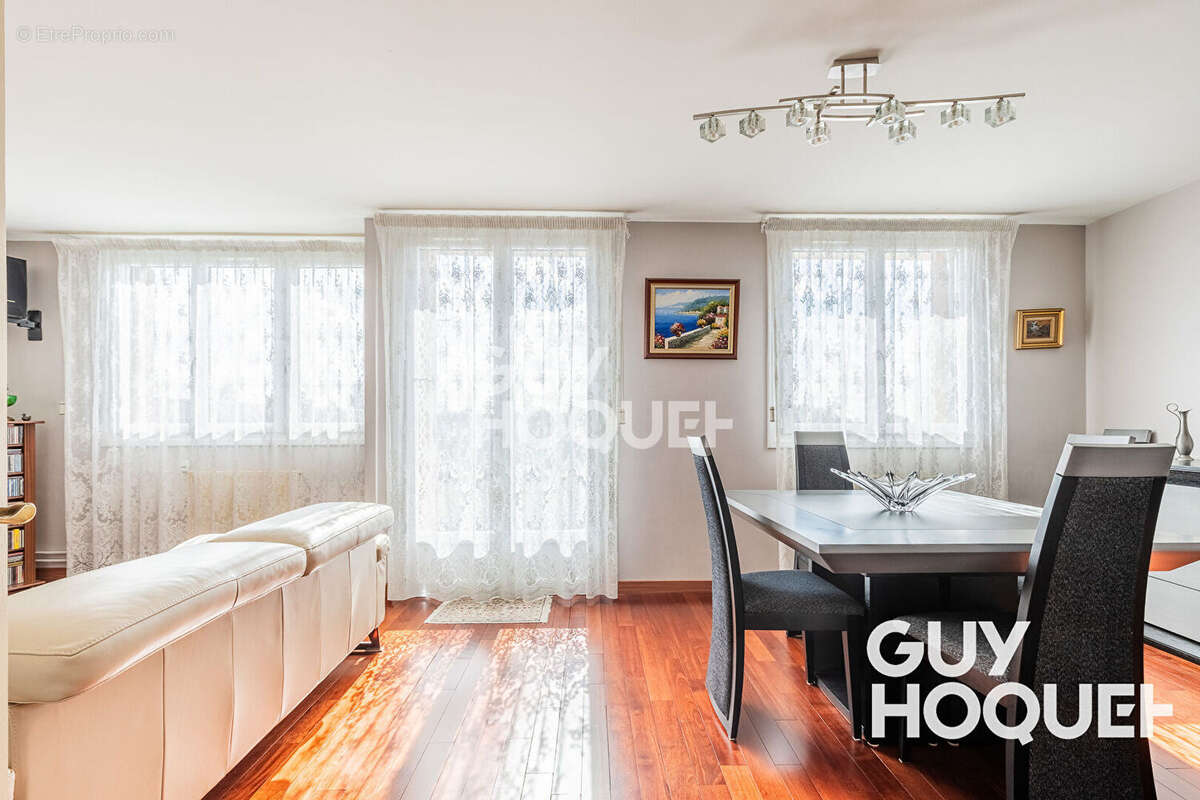 Appartement à VILLEJUIF