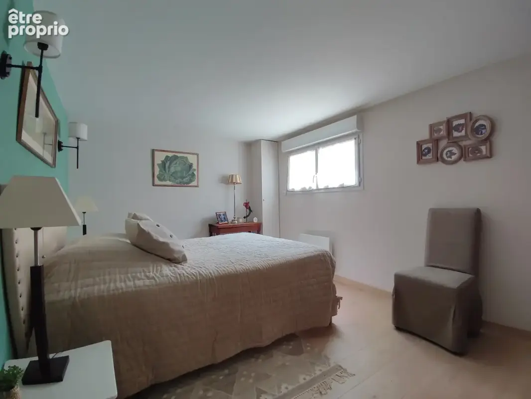 Maison offrant de belles prestations dans un cadre verdoyant et calme - photo 21