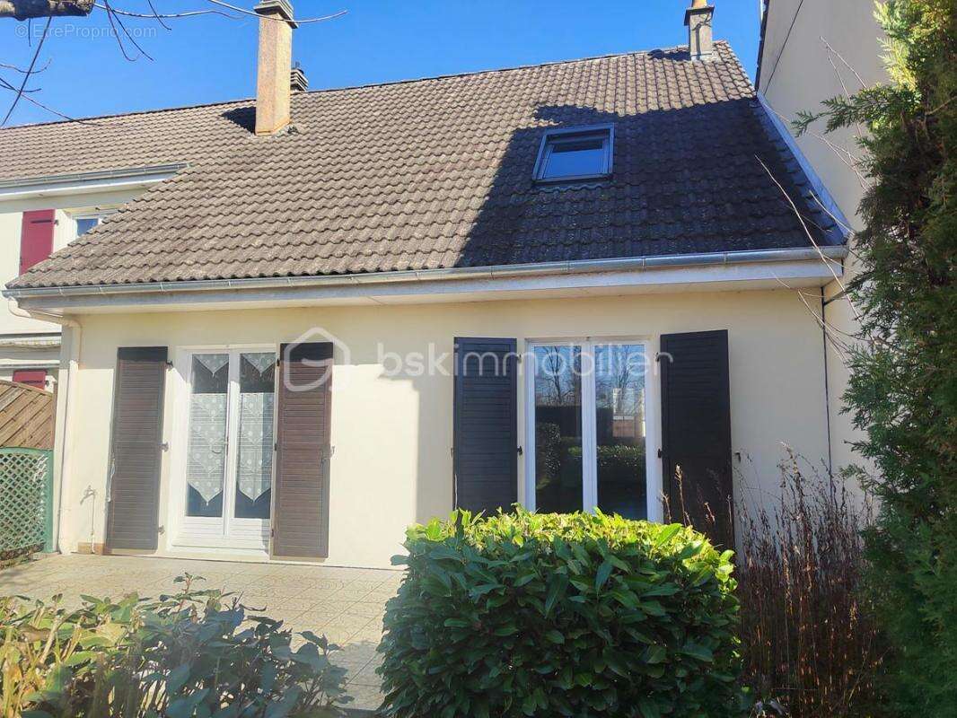 Maison à ARGENTON-SUR-CREUSE