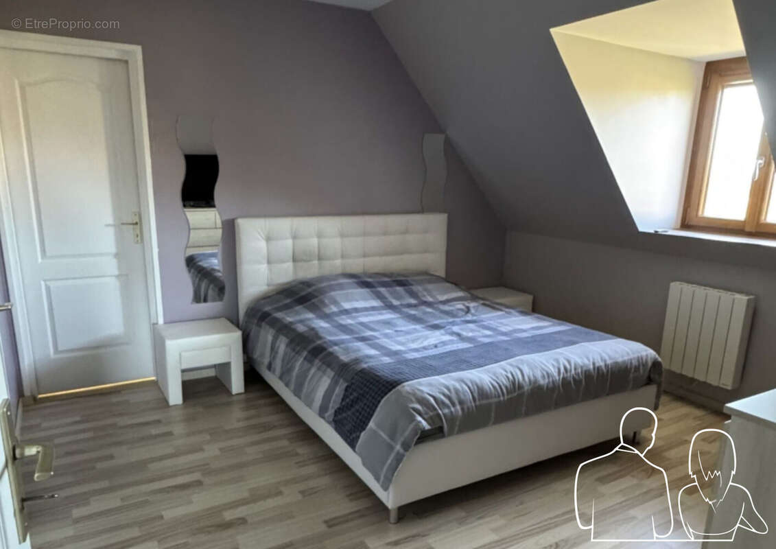 Maison à LA RIVIERE-SAINT-SAUVEUR