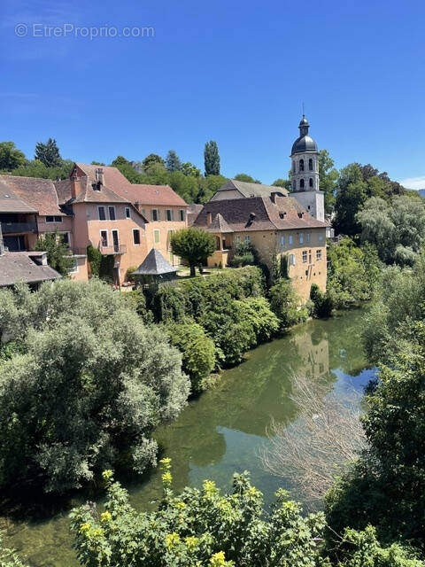Très beaux volumes et vue sur le Guiers ! - photo 4