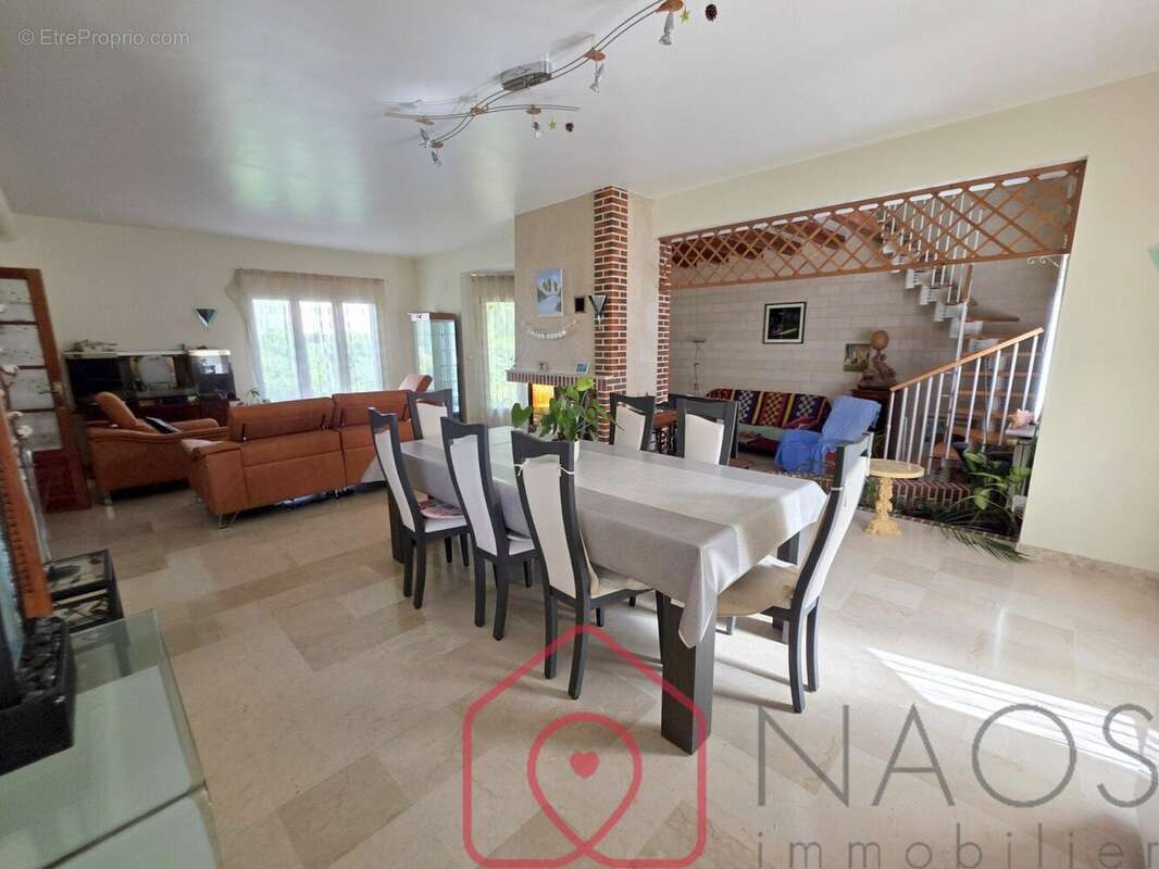 Ingré maison atypique d'architecte 203m2 sur 1600m2 - photo 6