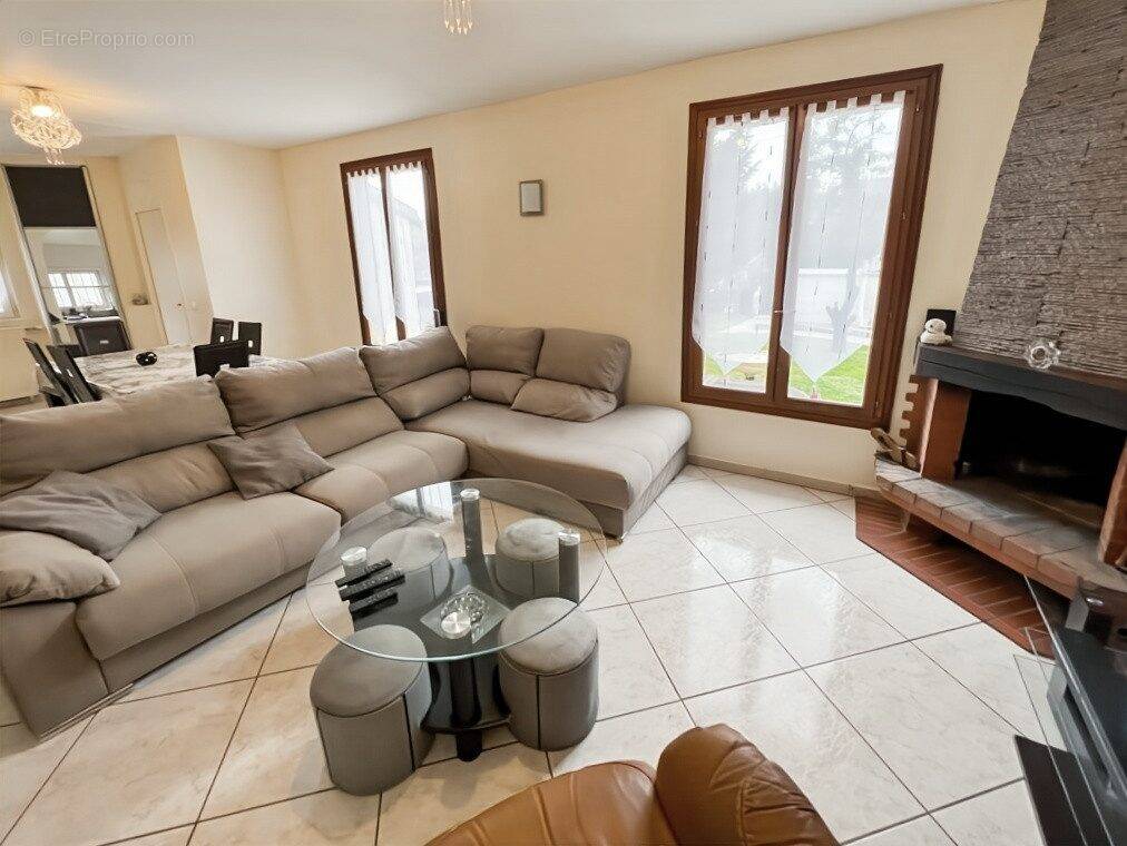 Maison à CLICHY-SOUS-BOIS