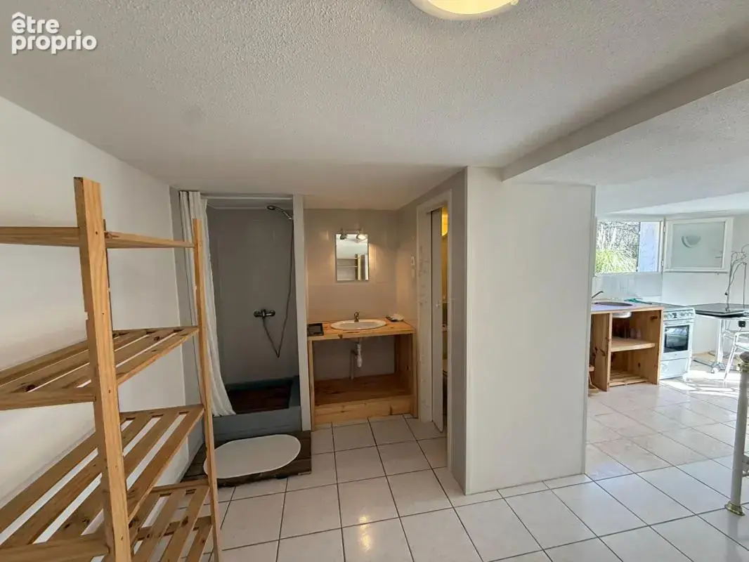 Maison 141 m² avec véranda chauffée piscine studio indépendant et grand terrain sans vis à vis secteur calme - photo 14