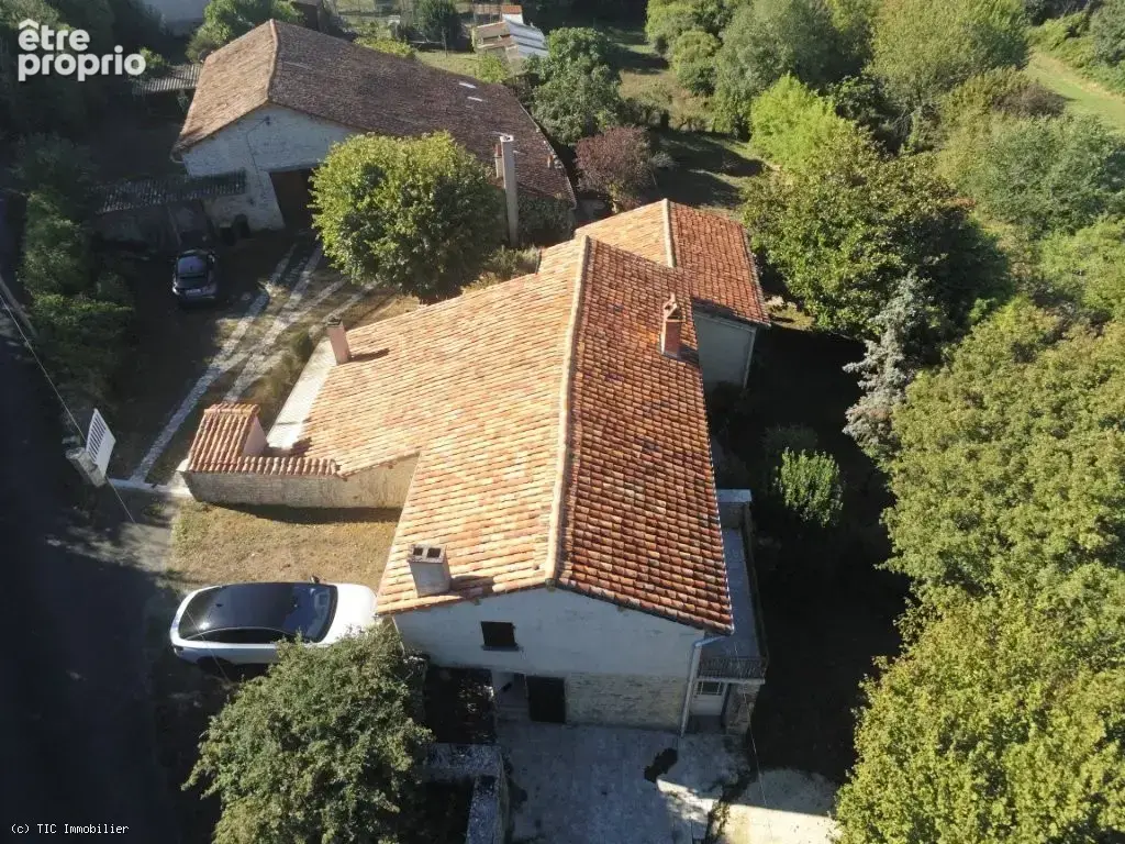 Maison Spacieuse Avec 5 Chambres et Dépendances - photo 43