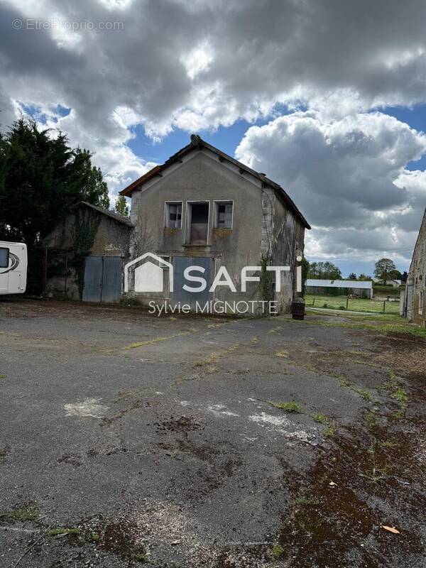 Photo 1 - Maison à MAUZE-SUR-LE-MIGNON