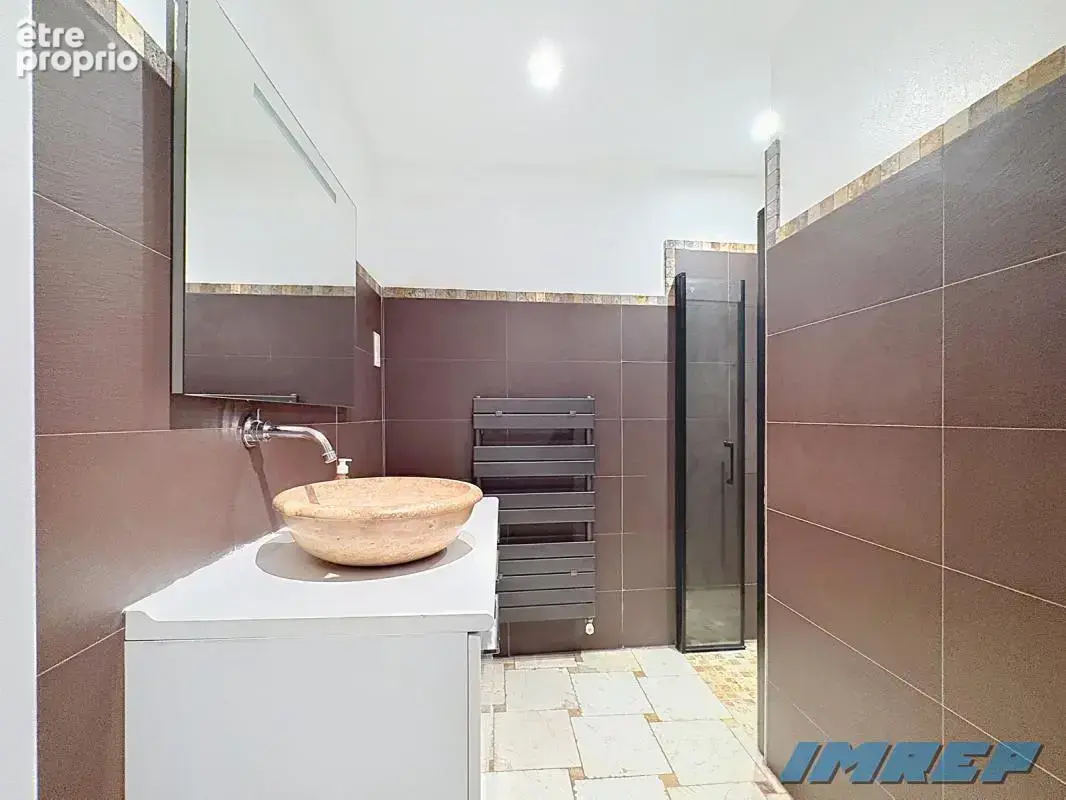 Appartement 4 pièces 157 m² à vendre à Marseille-5e (13005) - photo 8