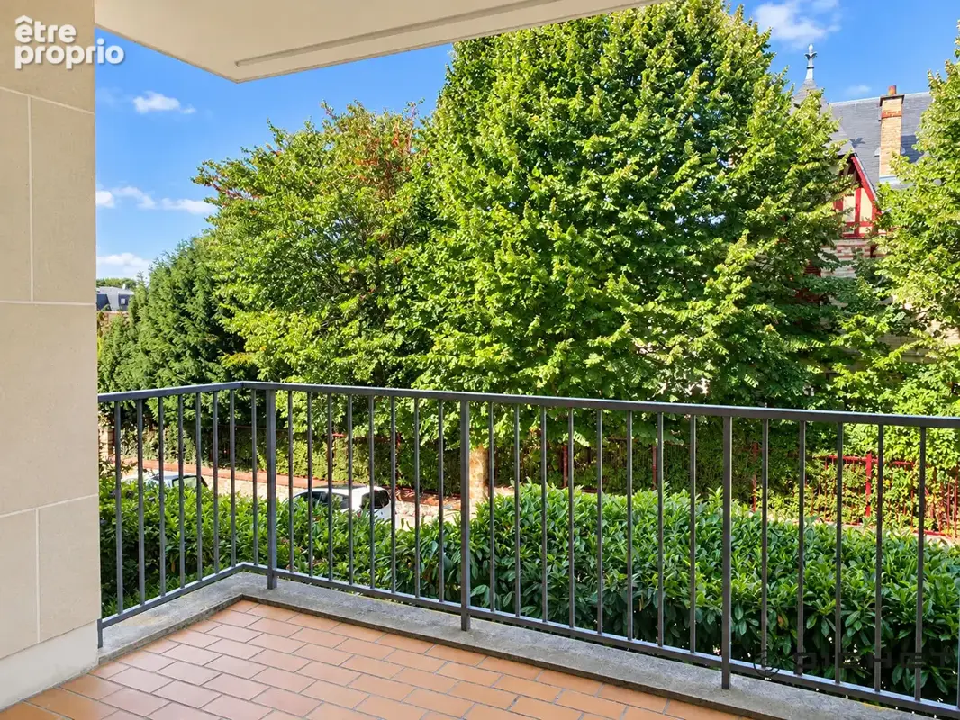 Photo Appartement à Bourg-La-Reine au prix de 330 000€