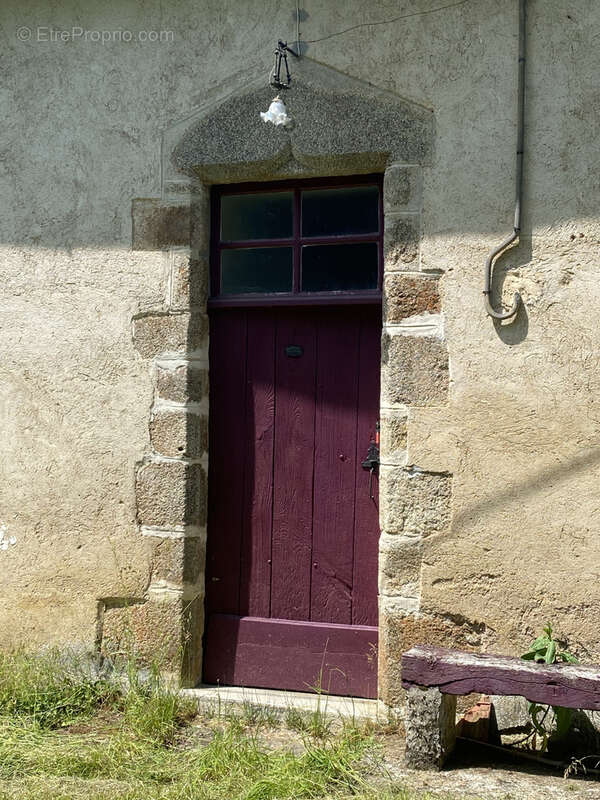 Maison à SAINT-GERMAIN-LES-BELLES