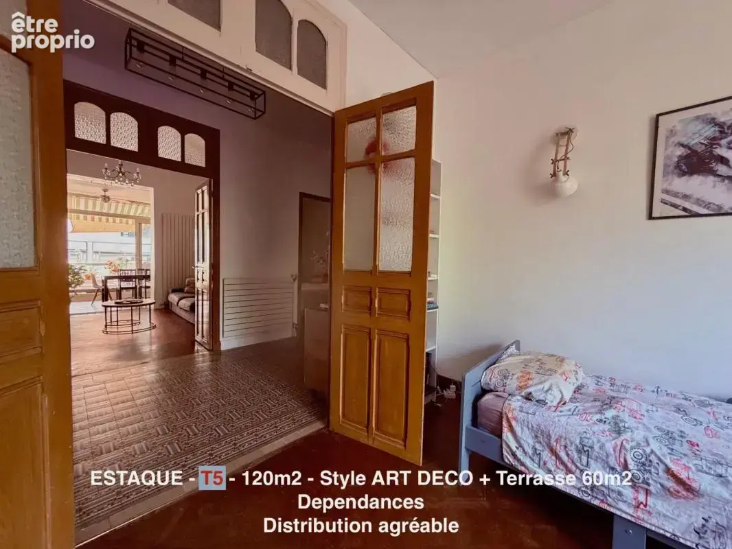 T6 3 chambres - Terrasse - dépendances.  L'ESTAQUE   397 440 euro - photo 13