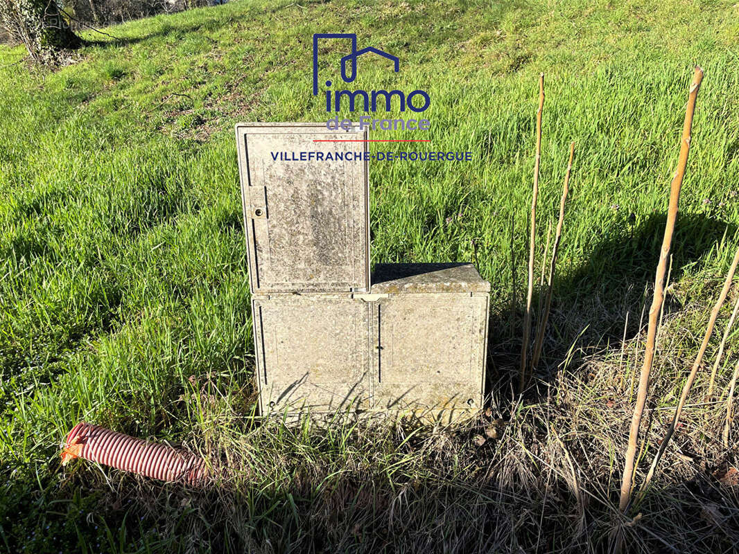 Terrain à VILLEFRANCHE-DE-ROUERGUE
