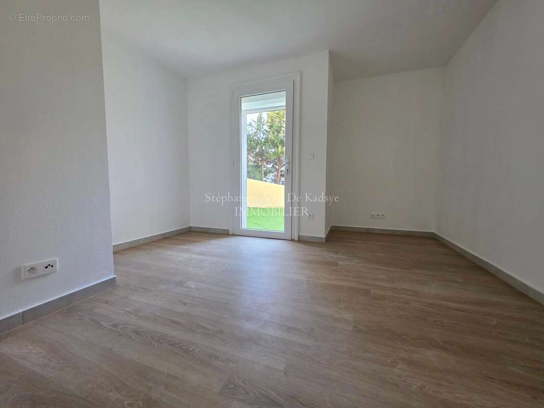 Appartement à SAINT-RAPHAEL
