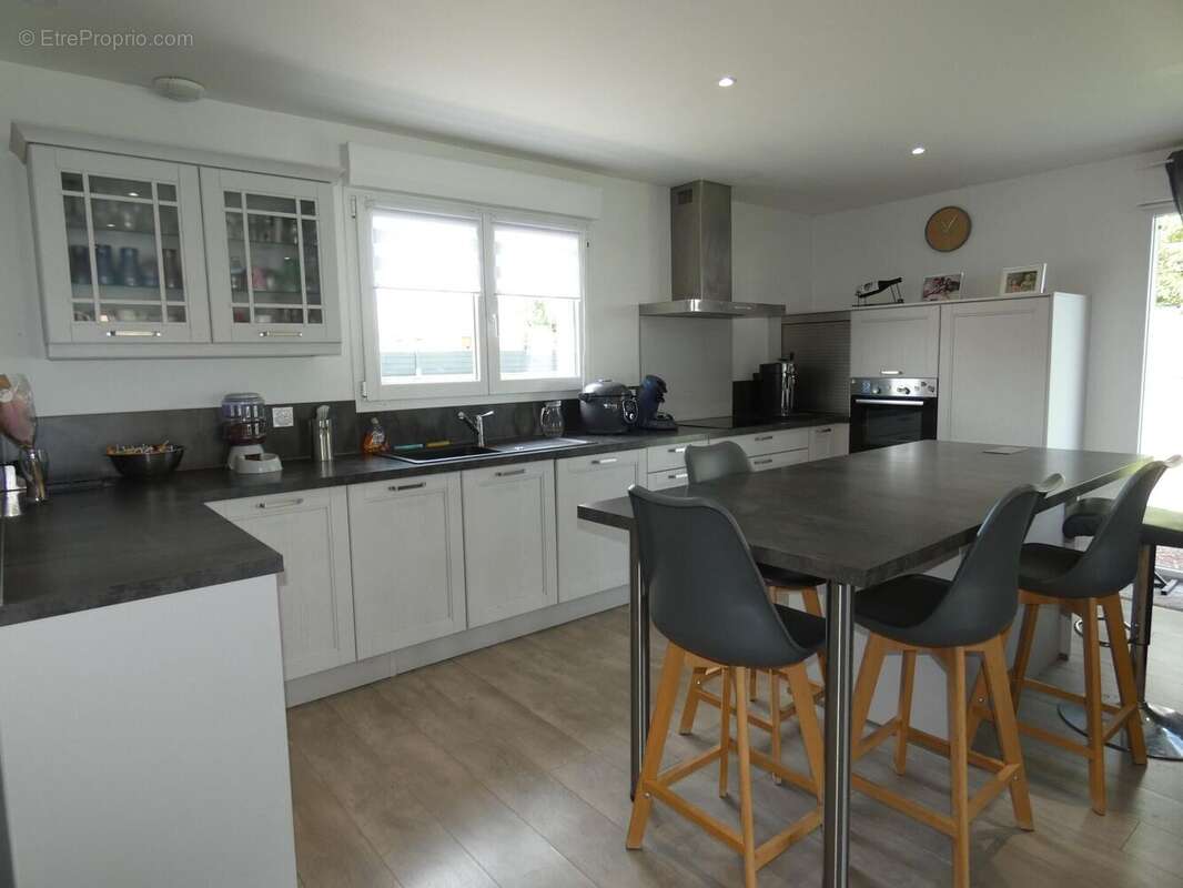 Photo 5 - Maison à ROYE