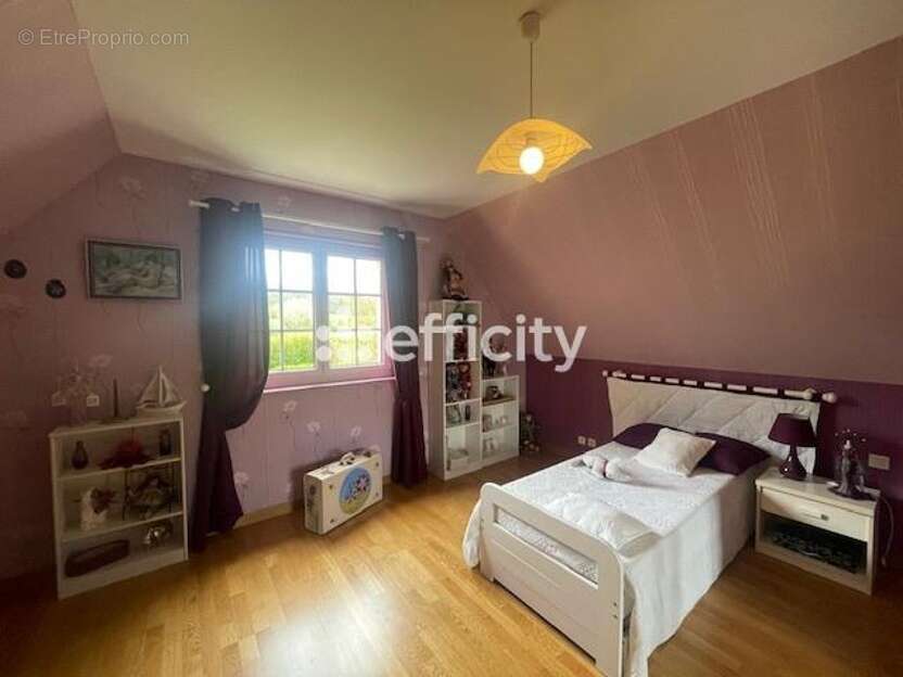 Maison à COLLEVILLE