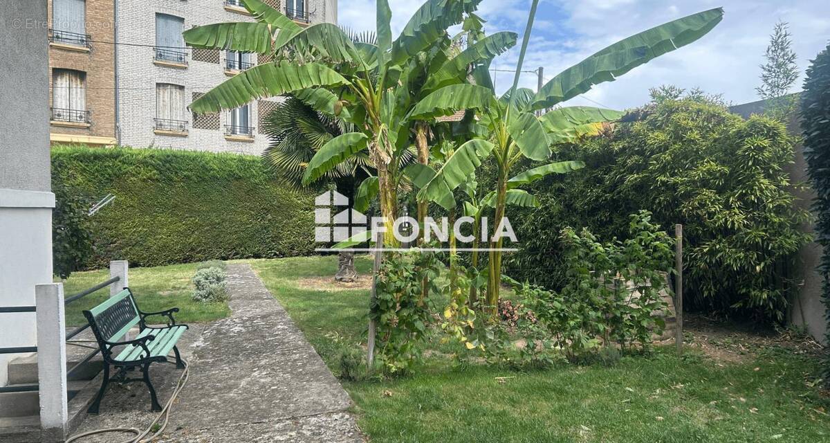 Maison à VILLENEUVE-LE-ROI