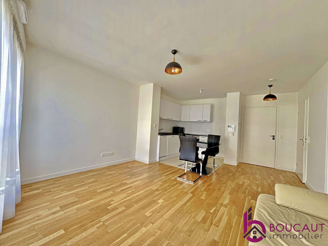 Appartement 41 m² à Le Plessis-Robinson  - photo 4