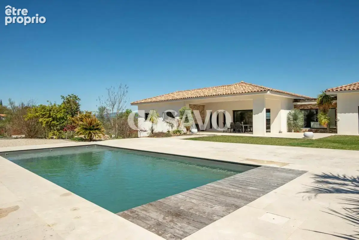 Vente Maison 6 pièces de 300m² - 13610 Le Puy-Sainte-Réparade - photo 2