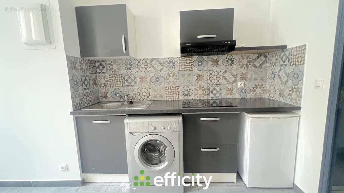 Appartement à MARSEILLE-3E