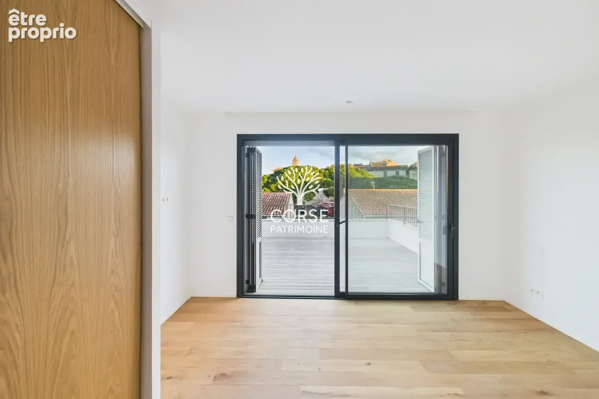 Vue mer en coeur de ville - Appartement T4 DUPLEX NEUF - photo 11