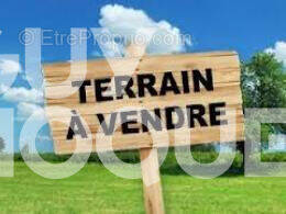 Terrain à CASTELNAU-DE-MEDOC