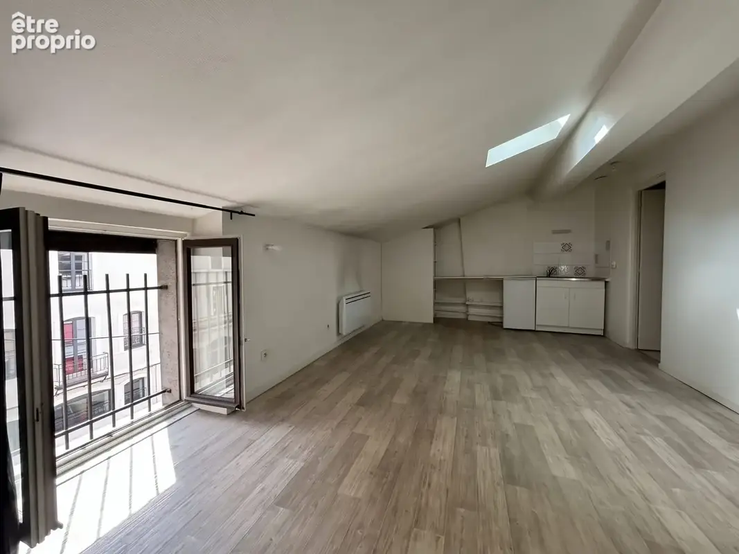 Appartement 1 pièce 28 m² à vendre à Vienne (38200) - photo 1