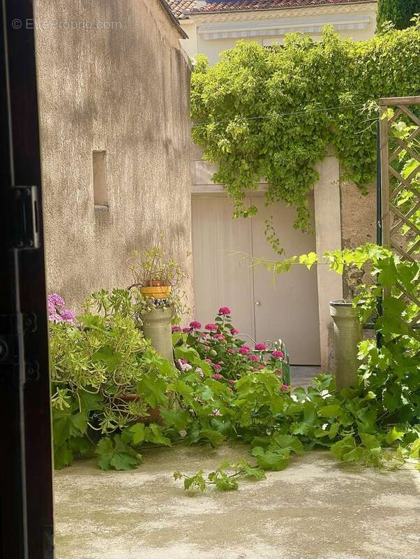 Maison à CABREROLLES