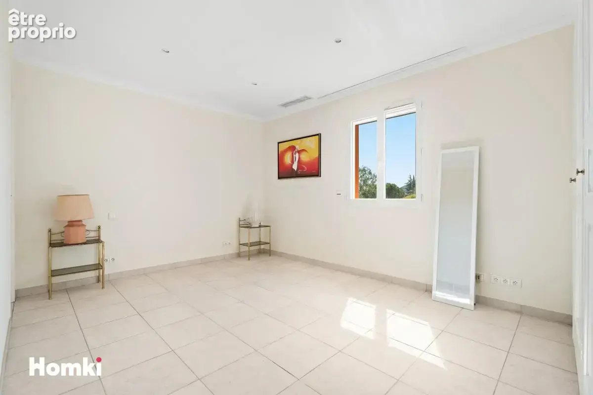 Maison/Villa T6 de 210 m² à Mandelieu-la-Napoule 06210 - photo 18