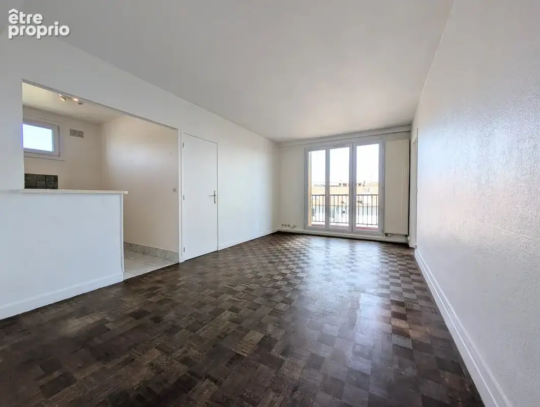 Appartement à SAINT-MAUR-DES-FOSSES