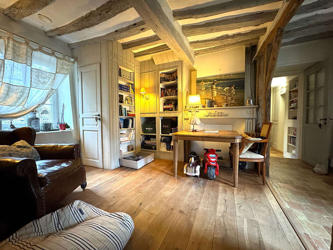 Maison à MILLEMONT