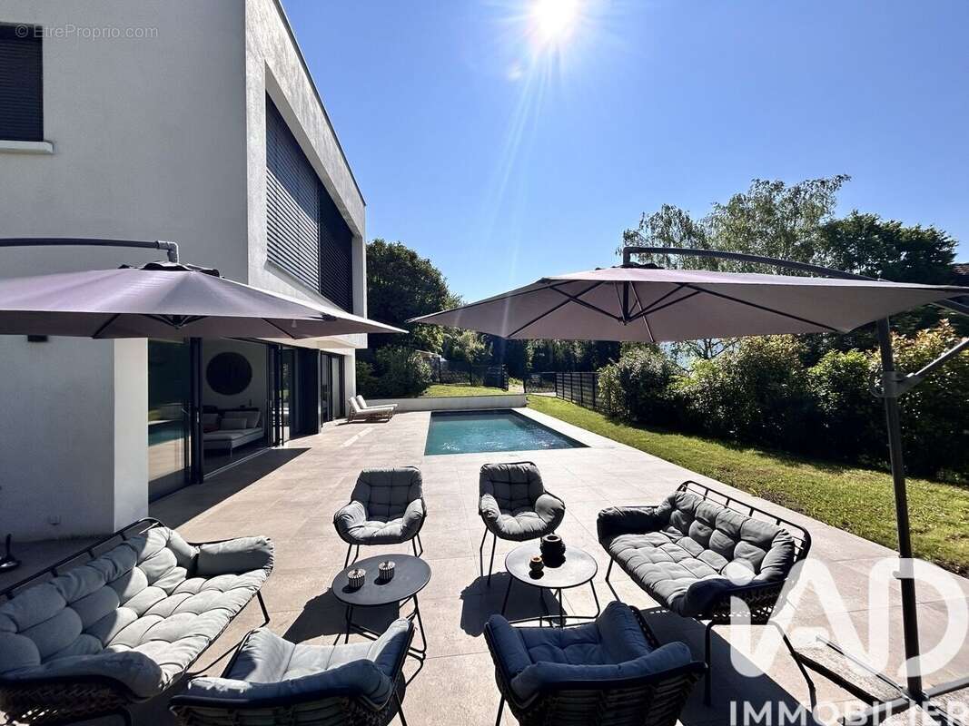 Photo 2 - Maison à LA TRONCHE