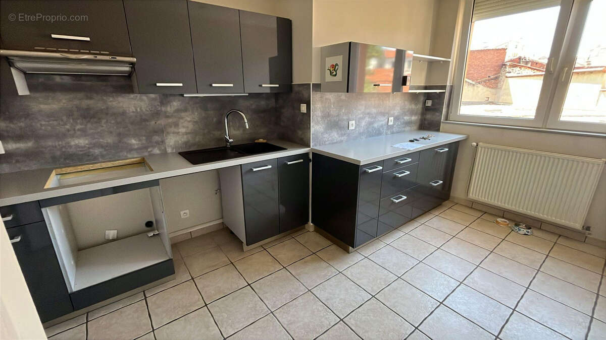 Appartement à SAINT-ETIENNE