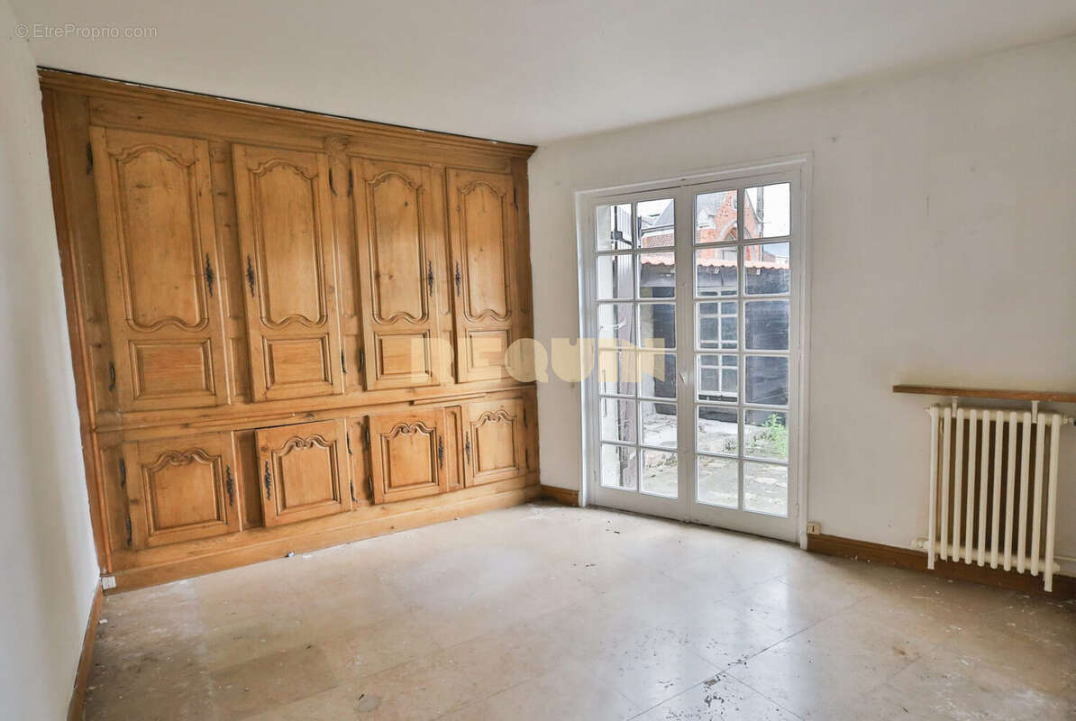 Appartement à MERIGNIES