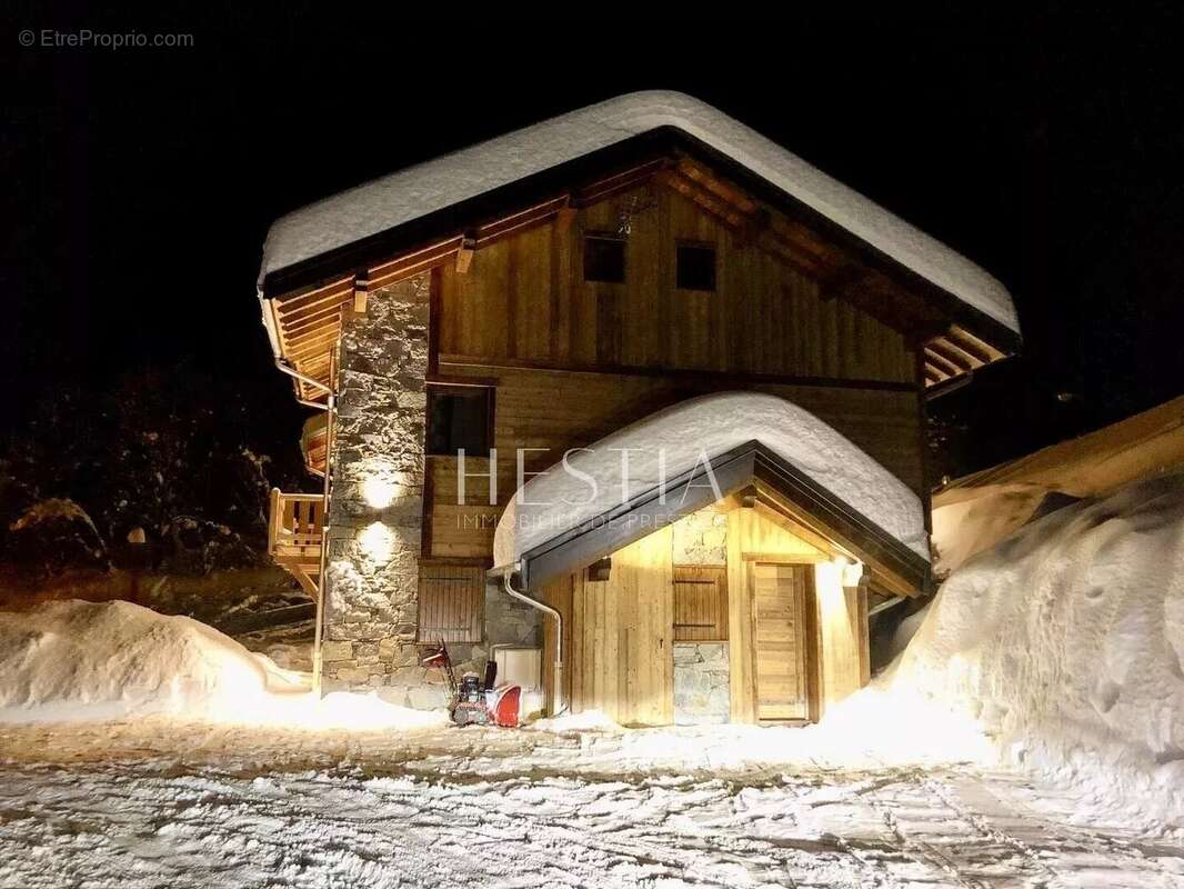 Maison à LE CHATEL