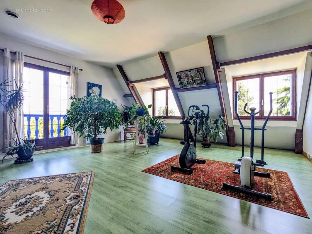 Maison de 205 m² sur sous-sol complet ! - photo 18