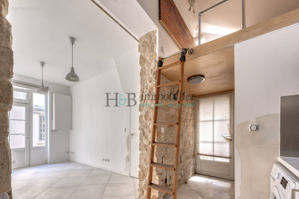 Appartement à PARIS-11E