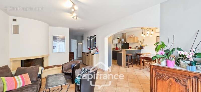 Maison à SIX-FOURS-LES-PLAGES