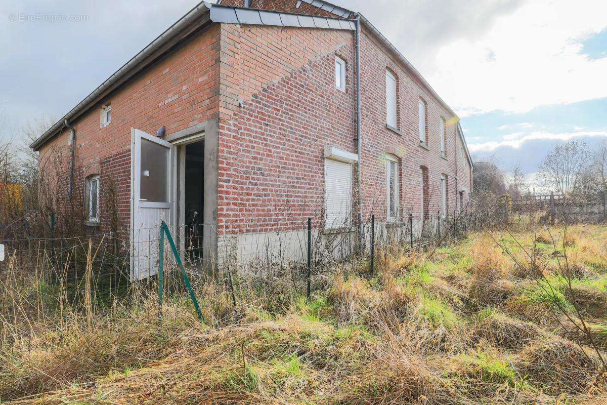 Maison à FEIGNIES