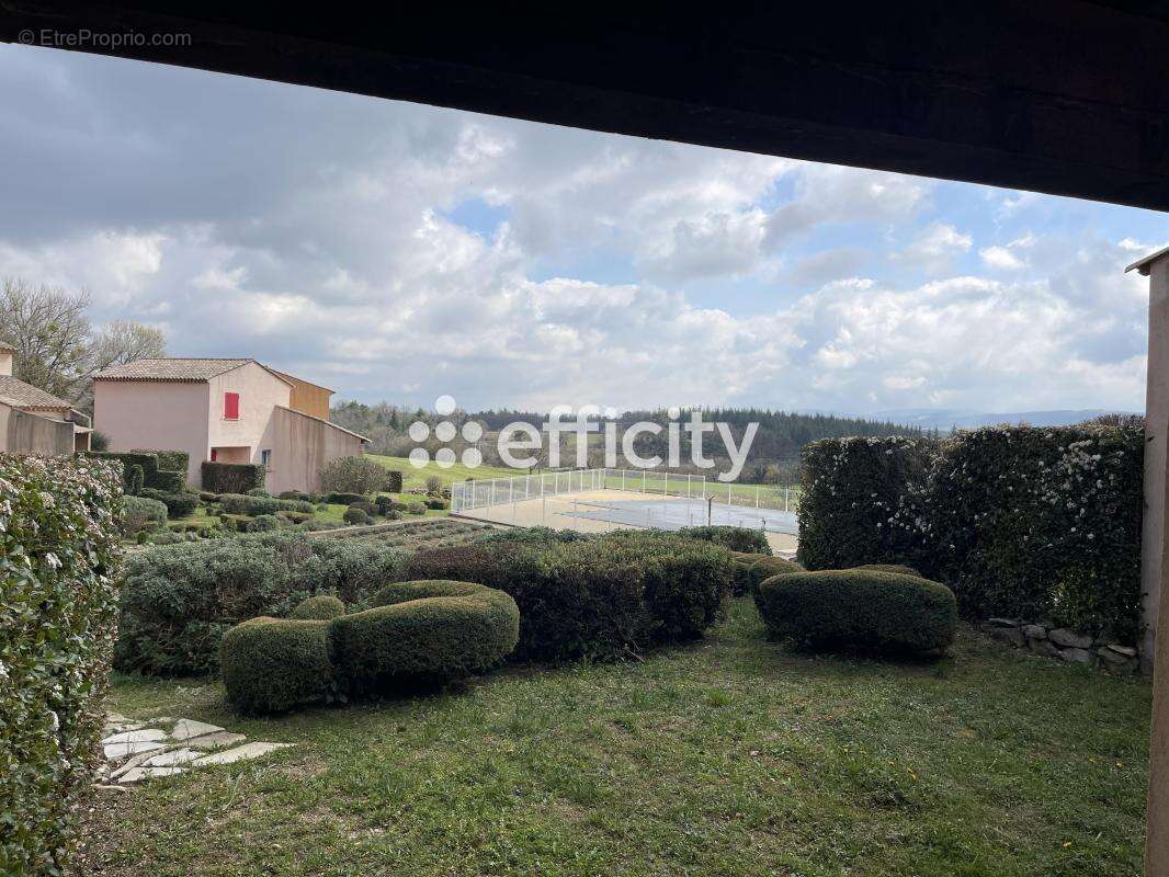 Appartement à SAINT-TRINIT