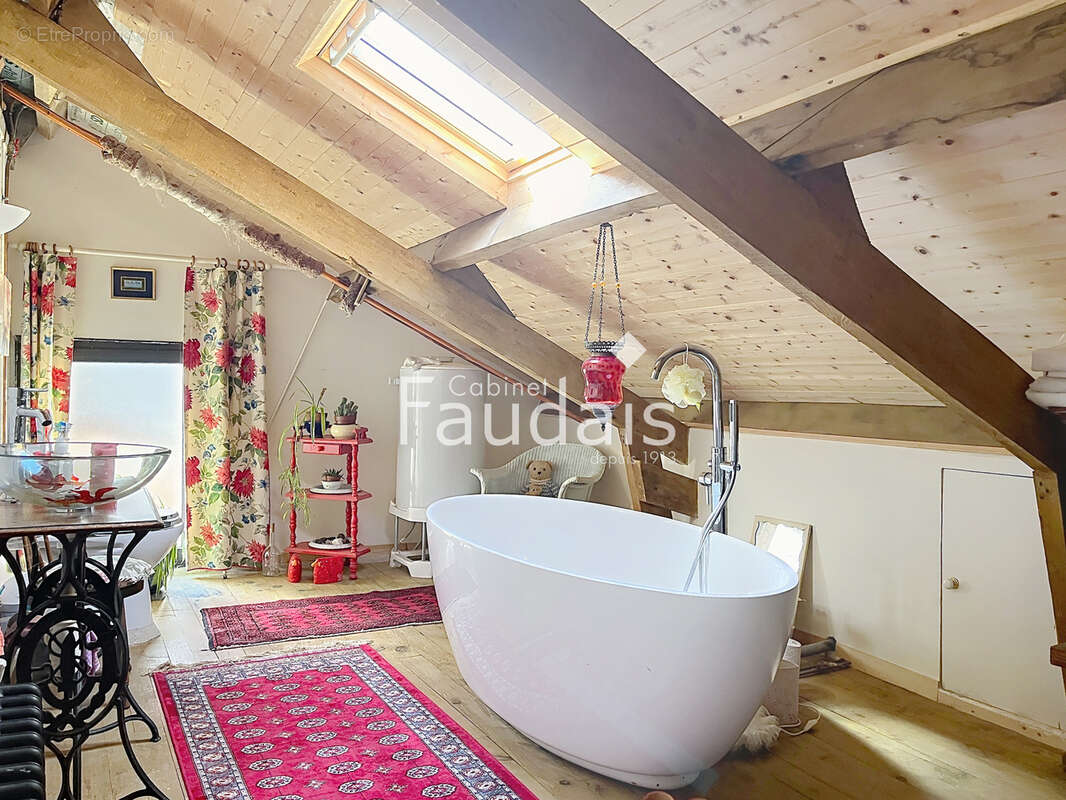 Maison à CAMETOURS