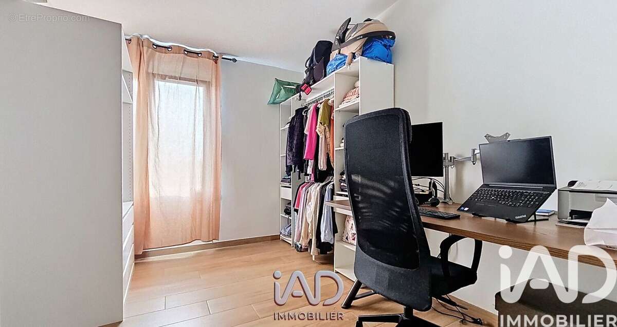 Photo 4 - Appartement à SAINTE-GENEVIEVE-DES-BOIS