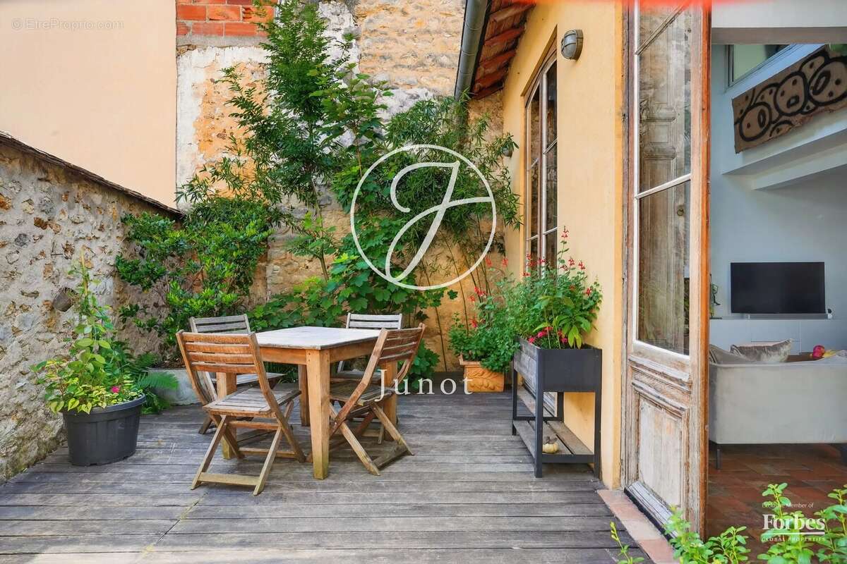 Maison à MARLY-LE-ROI