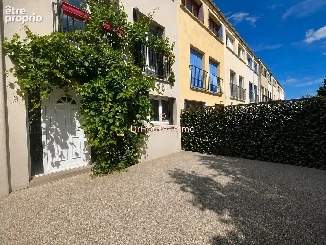 Maison 104 m² à Maurepas  - photo 2