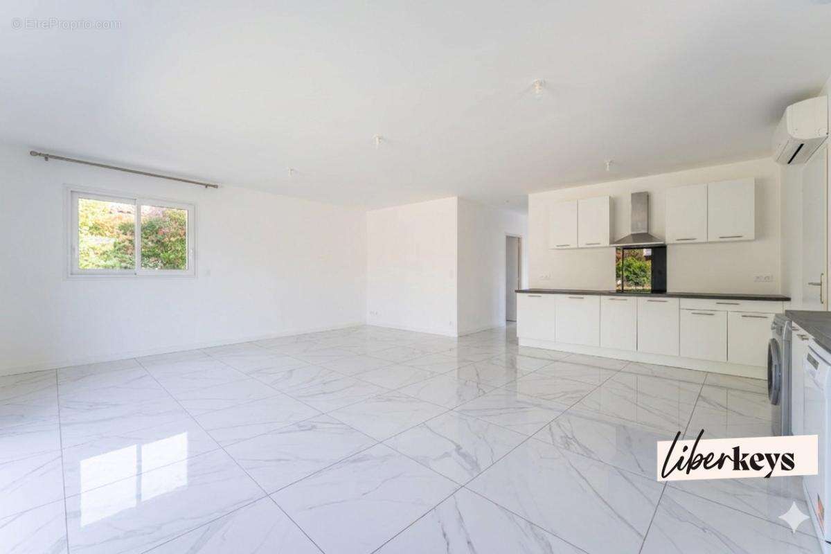 Maison Récente 104 m2 - Canéjan - photo 2