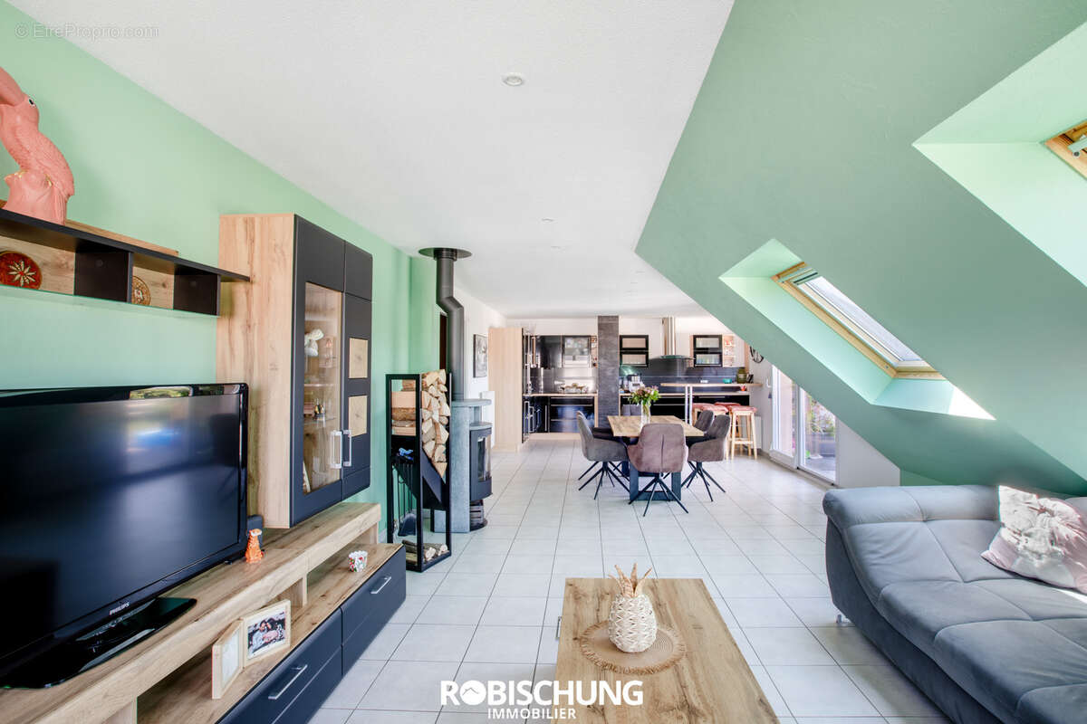 HIRSINGUE : Magnifique appartement dans environnement recherché - photo 6
