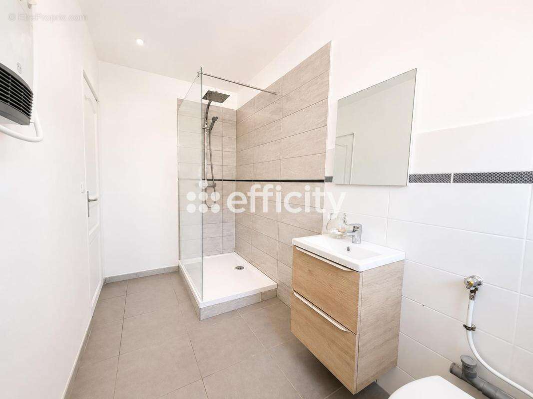 Maison 120 m² à Roubaix  - photo 11